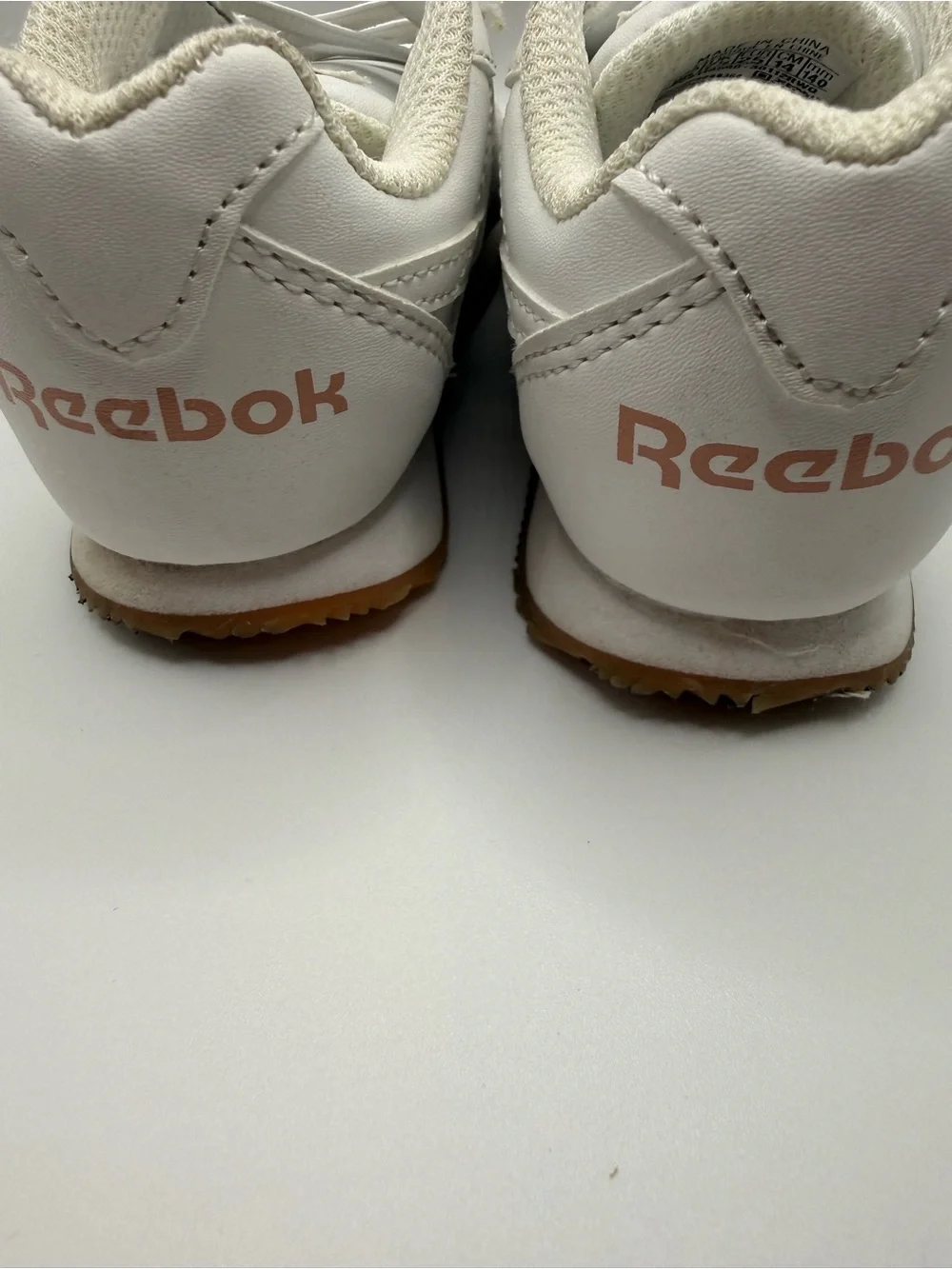 Reebok White Kids Sneakers with Light Pink Logo